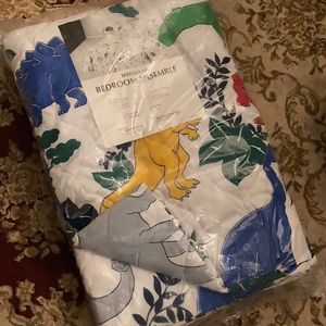 🦖MULTI-COLOR 🦖 DINOSAUR COMFORTER